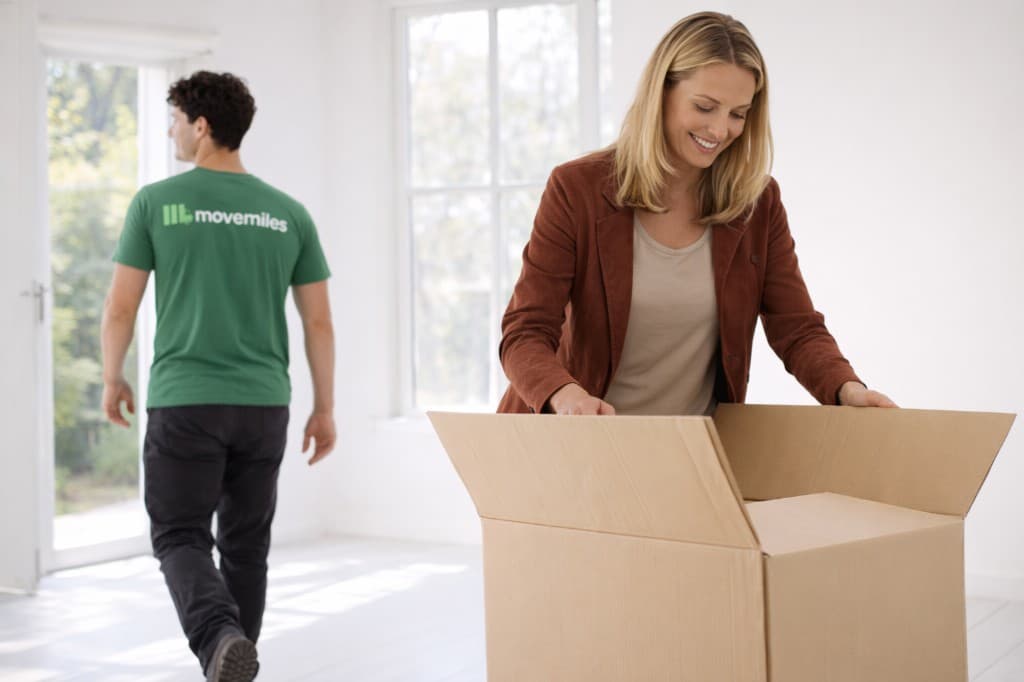 MoveMiles team helping with your move